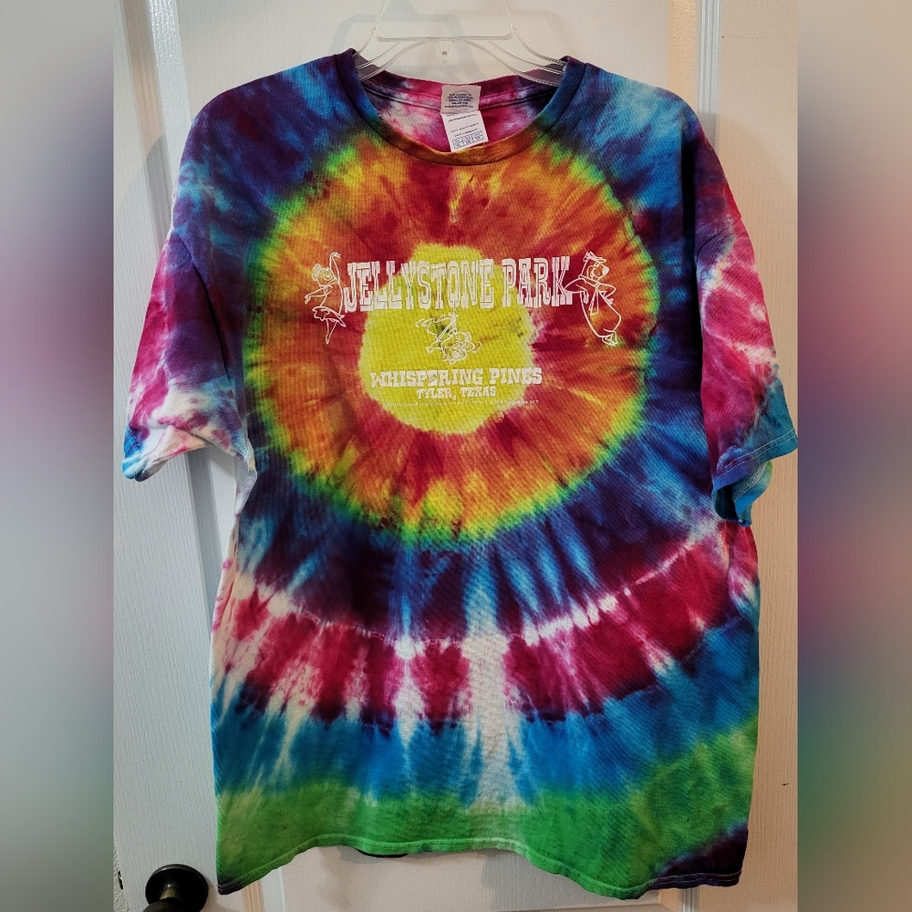 Vintage Jellystone Park Tyler, TX Yogi Bear & Characters Tie Dye Shirt Adult XL
